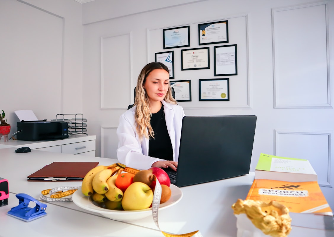Professional dietitian consultation